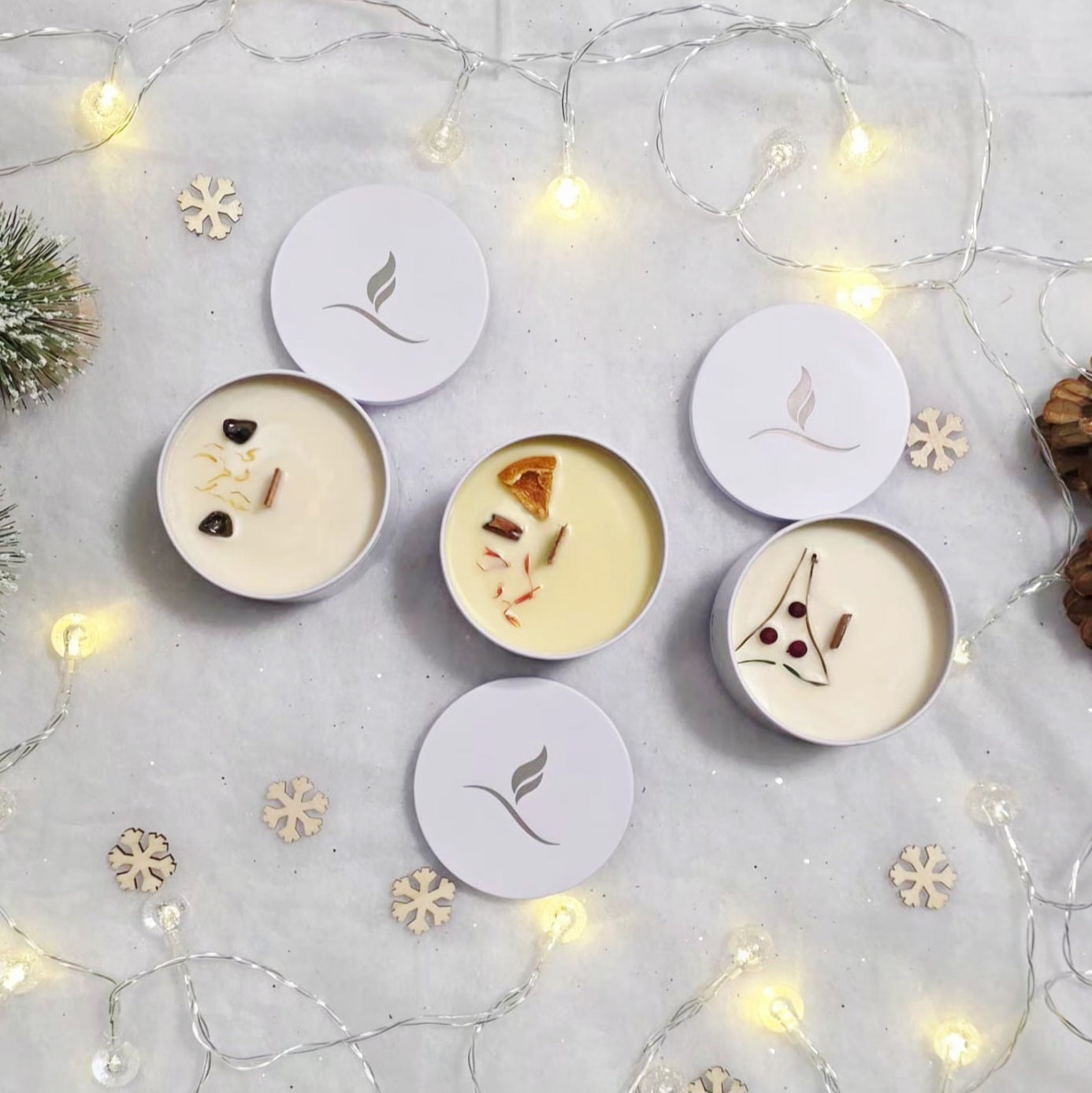 Coffret spécial Noël – L’éclat des fêtes en 3 bougies